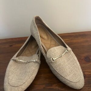 Rachel Zoe Textured Beige Loafers
